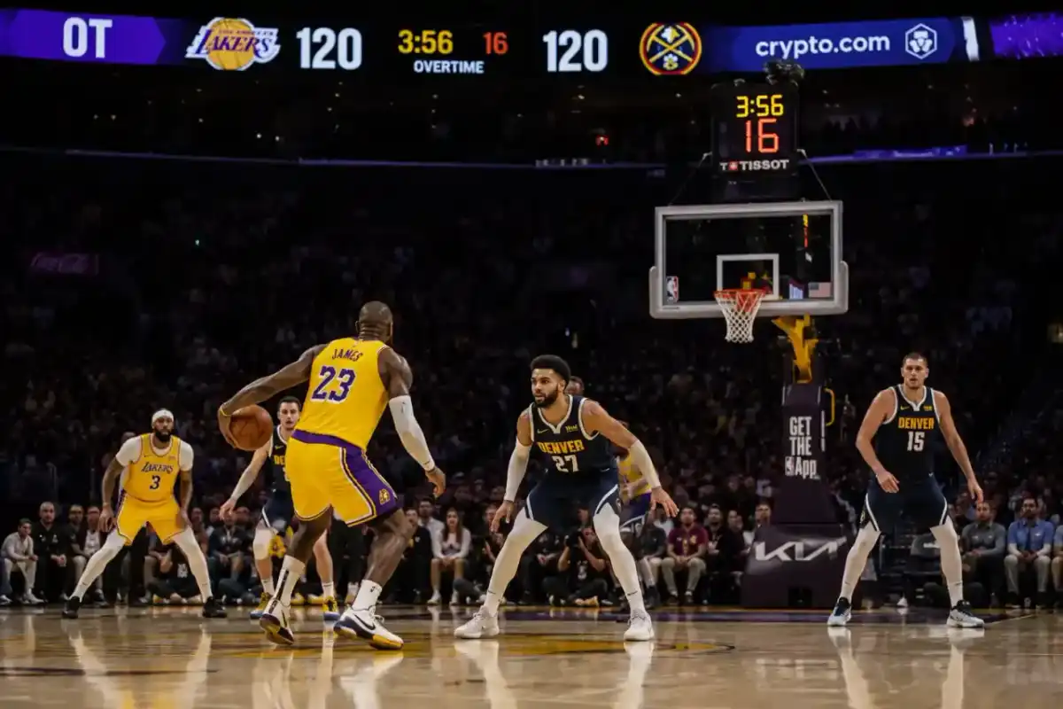 Ile kwart ma mecz koszykówki? FIBA, NBA i dogrywka